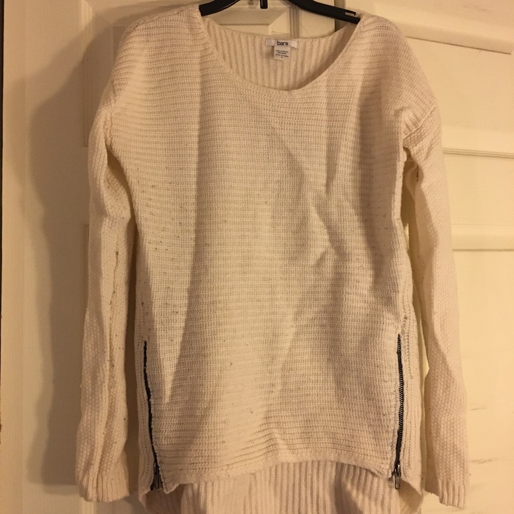 Off-White Zipper Sweater.
